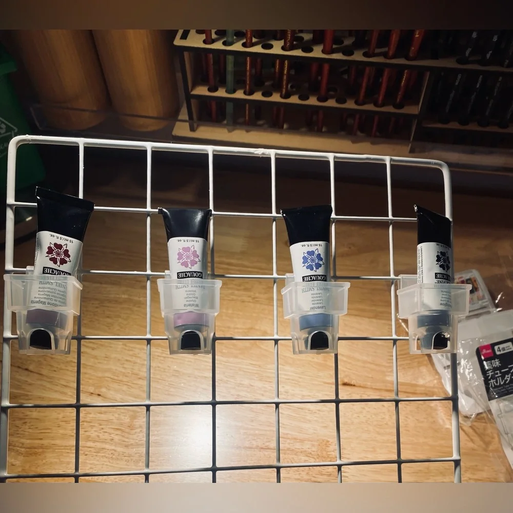 DAISO - Paint tube storage for 24, grid & hardware NEW
